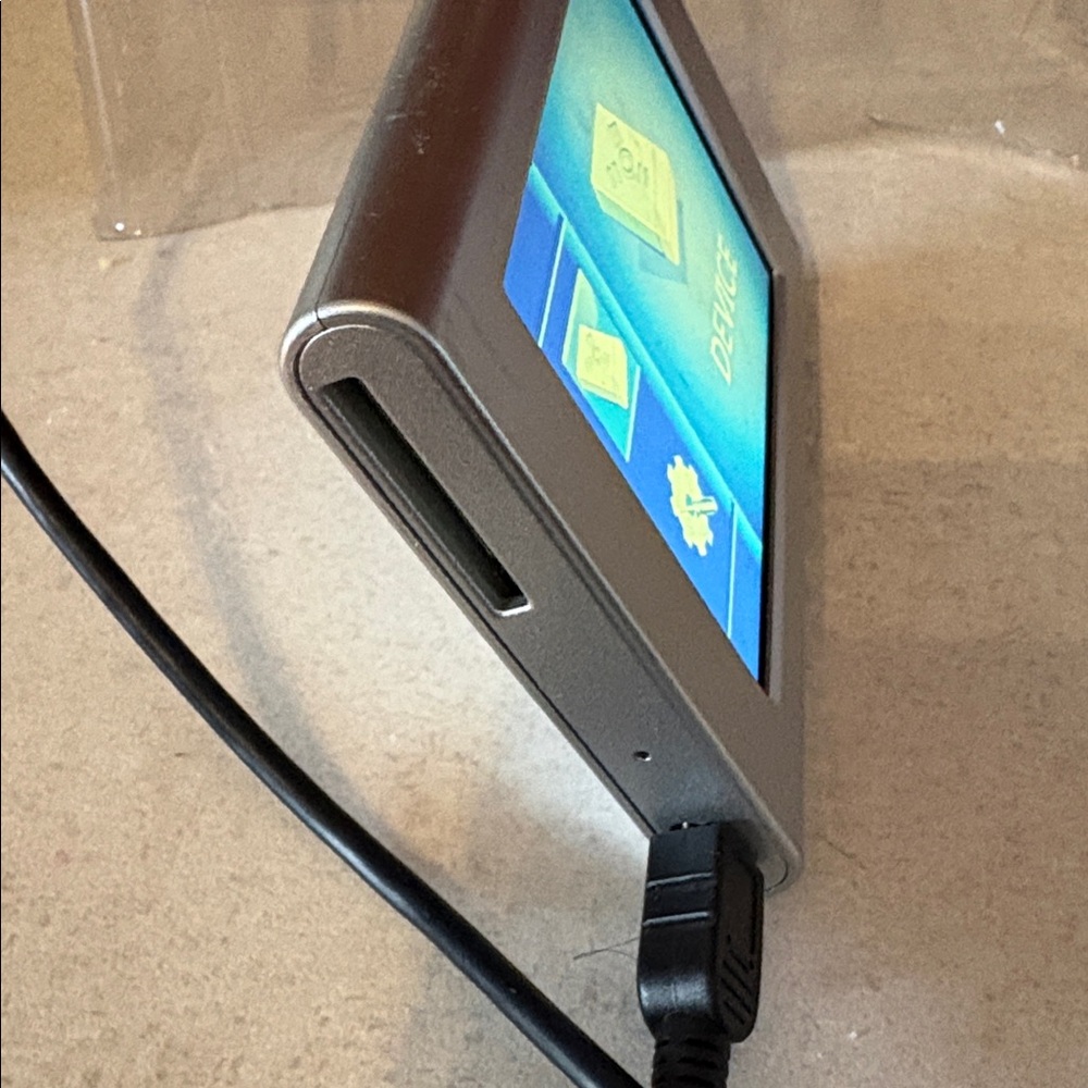 Silver Portable Digital Photo Frame - Picture 5 of 6